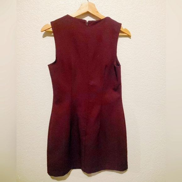 💚5/$25 Charlotte Russe Burgundy Sheath Sleeveless Mini Dress Size Small - Picture 3 of 4